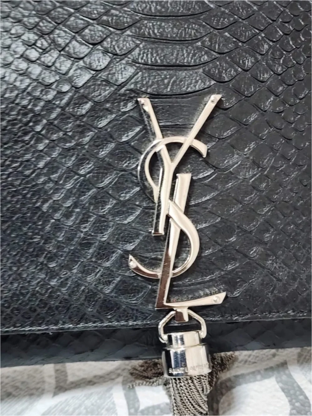 Authentic YVES SAINT LAURENT Croc Embossed Leather Tassel Kate Clutch Bag Black - Picture 11 of 11